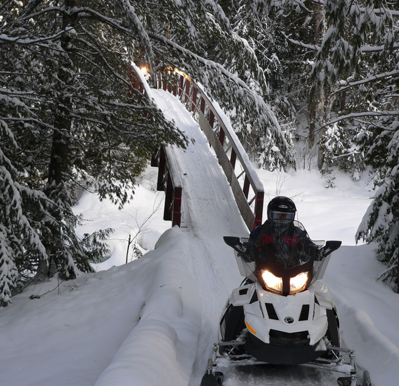 1 day snowmobiling guided tour from Montreal
